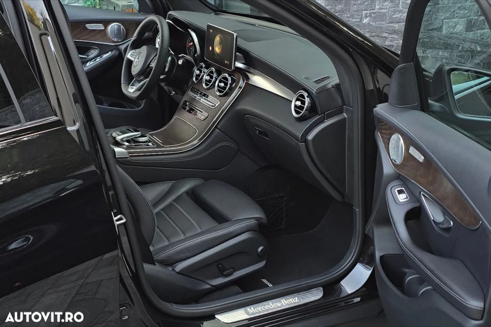 Mercedes-Benz GLC 220 d 4MATIC 9G-TRONIC AMG Line - 11