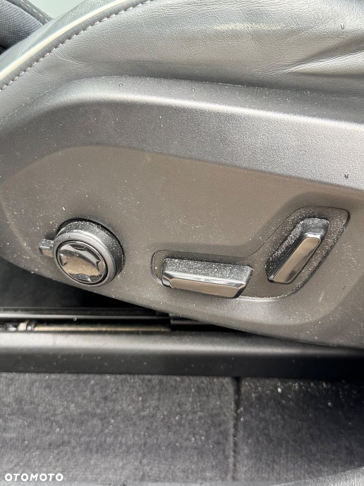 Volvo XC 60 B6 B AWD Geartronic RDesign - 14