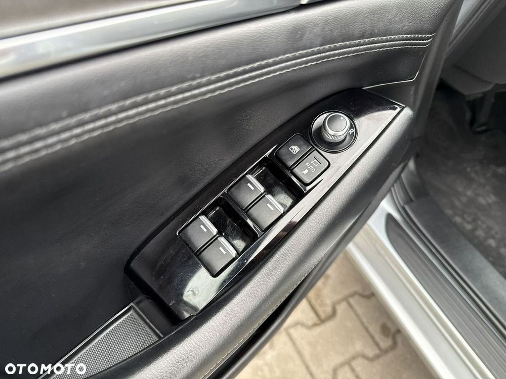 Mazda 6 2.0 SkyJoy - 12