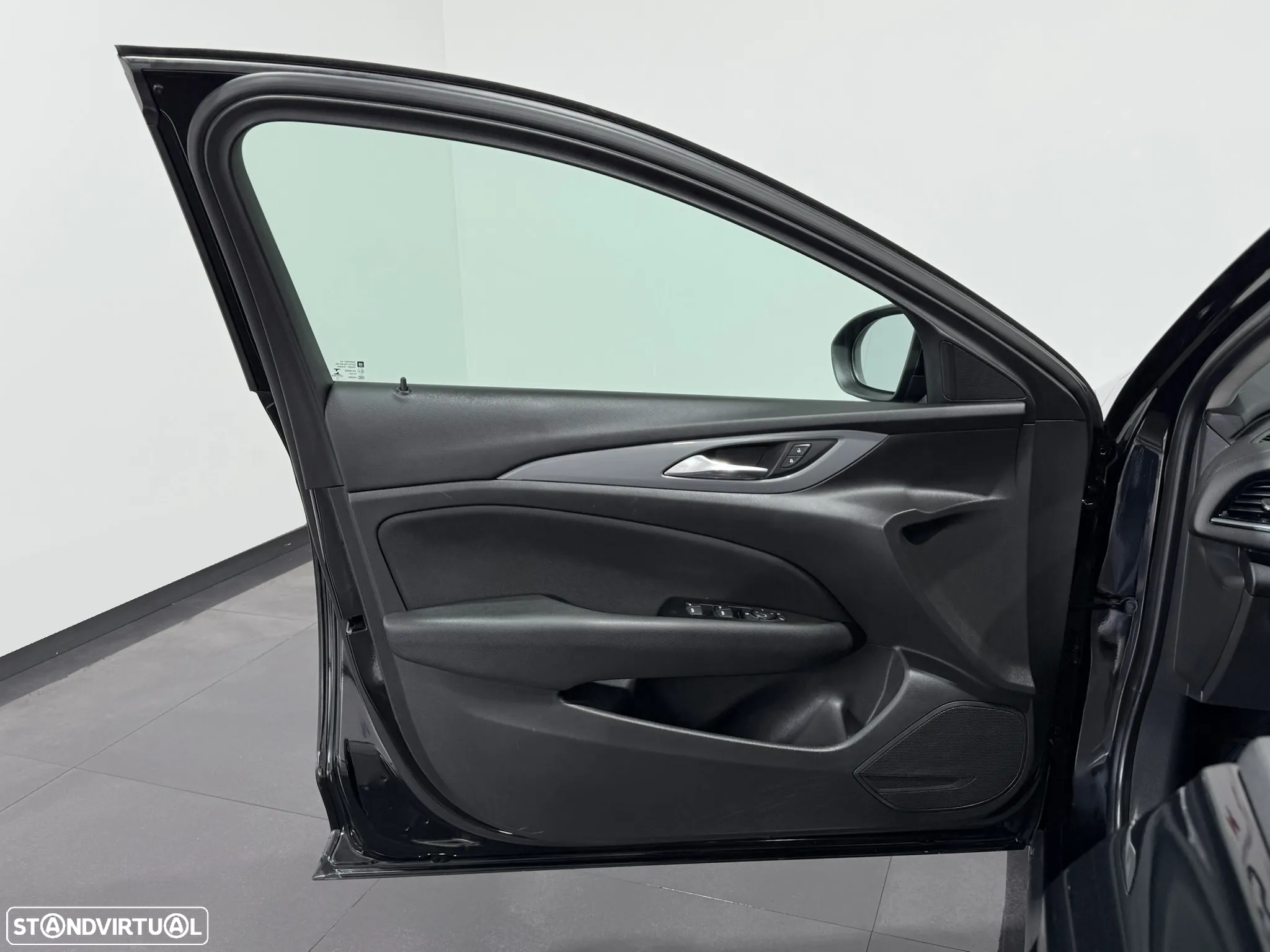 Opel Insignia Grand Sport 1.6 CDTi Business Edition - 17