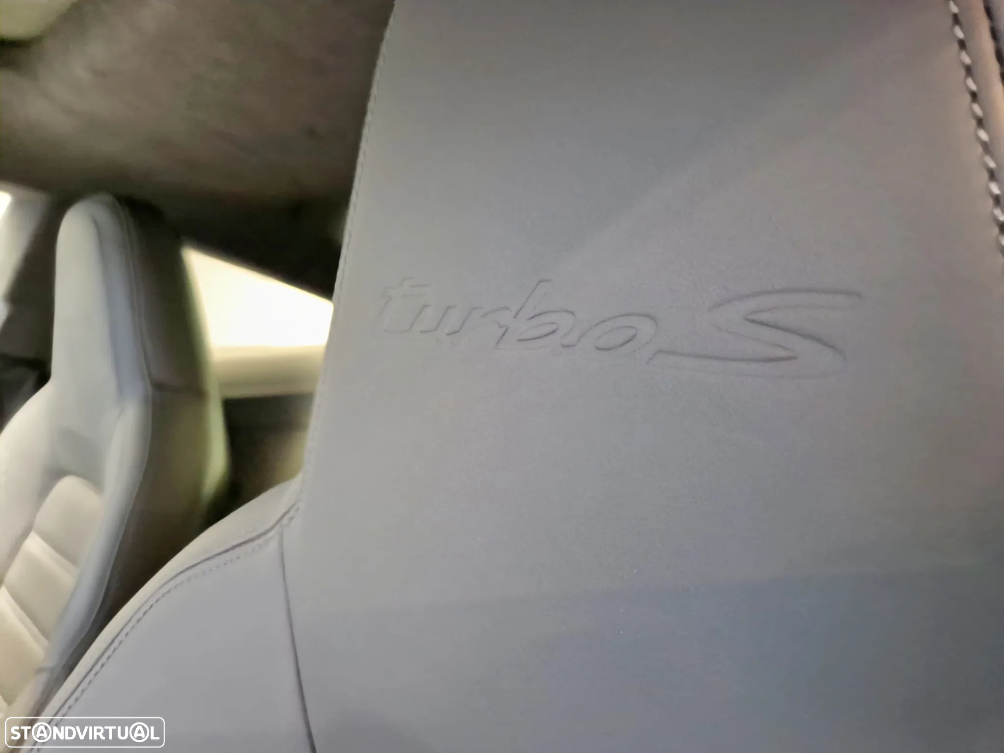 Porsche 911 (992) Turbo S PDK - 21