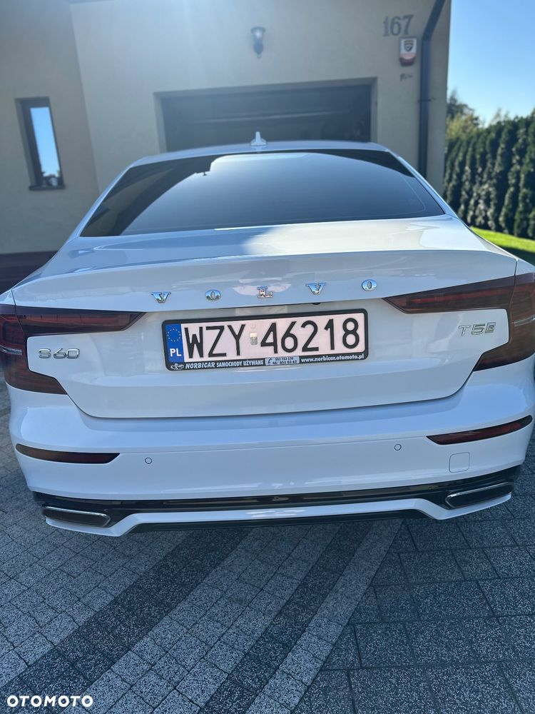 Volvo S60 T4 R-Design - 5