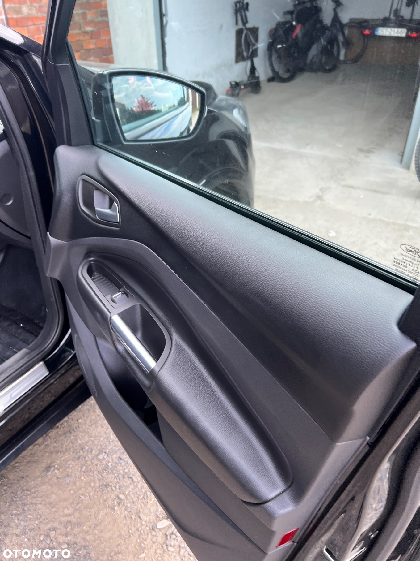 Ford Kuga 2.0 TDCi AWD ST-Line - 6