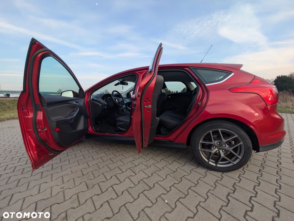 Ford Focus 1.6 EcoBoost Start-Stopp-System Titanium - 9