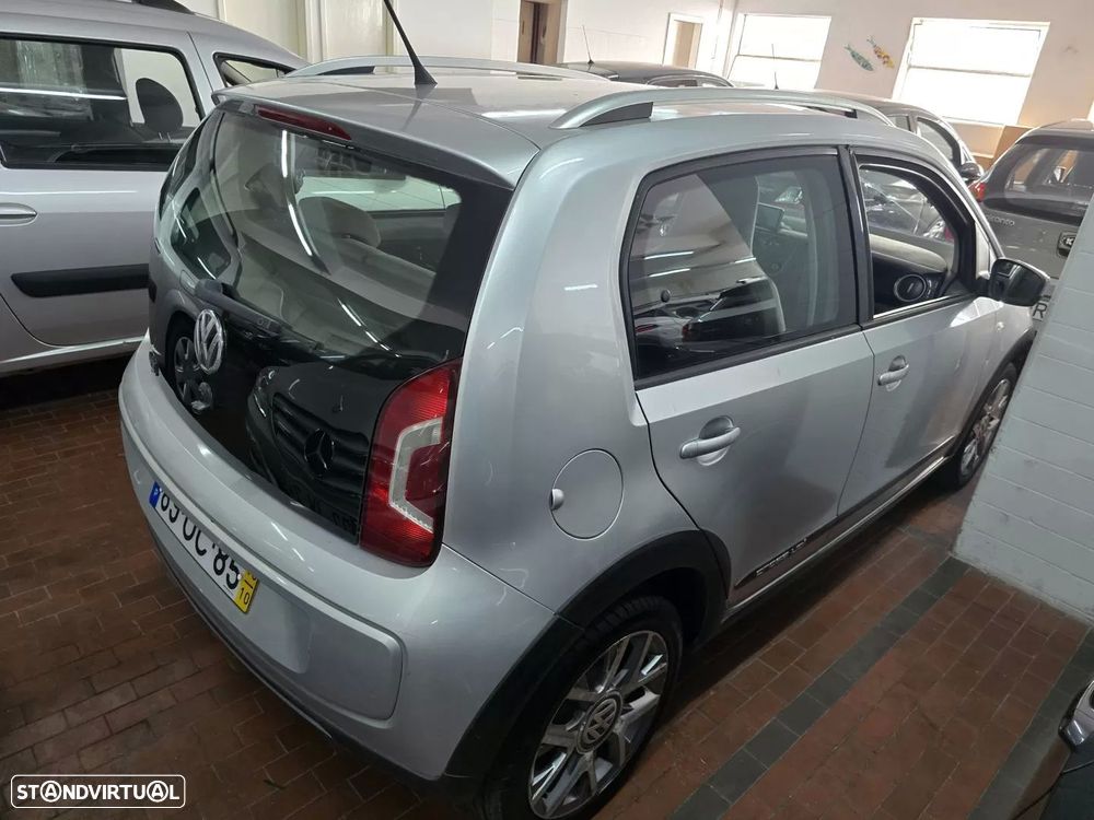 VW Up! - 5