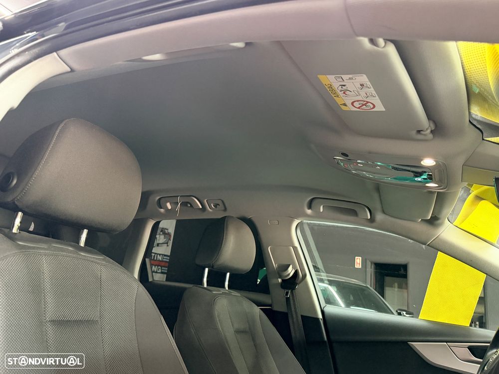 Audi A4 Avant 2.0 TDI S tronic quattro - 30