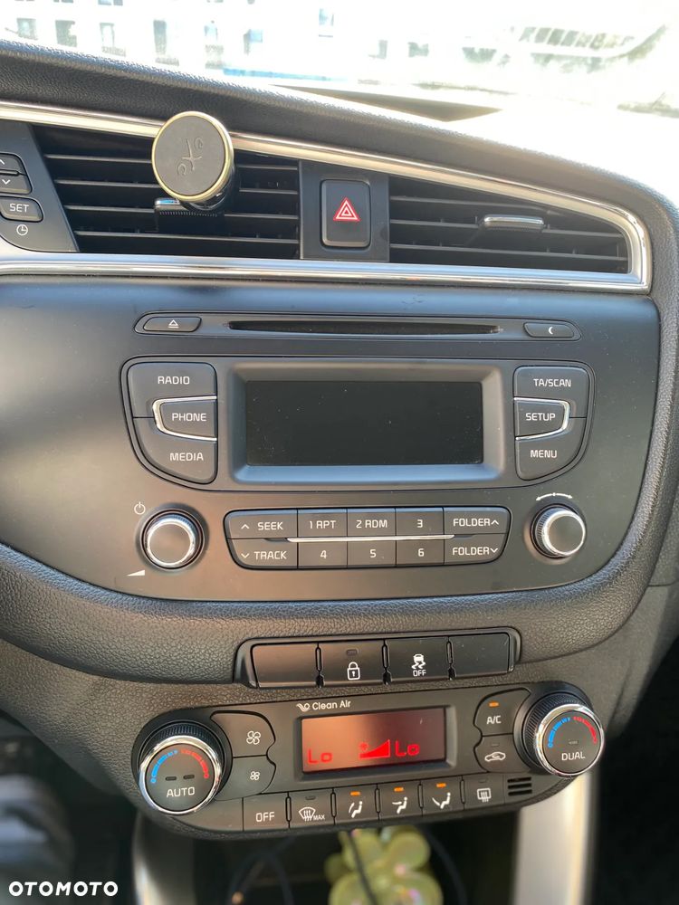 Kia Ceed Cee'd 1.6 CRDi L DCT - 16