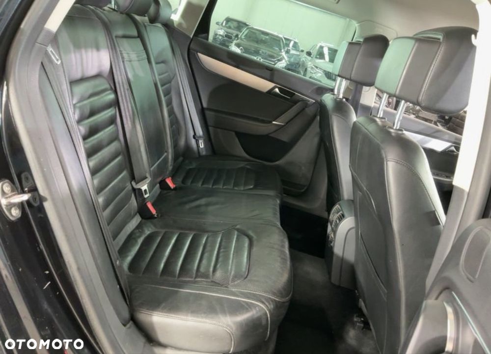Volkswagen Passat - 6