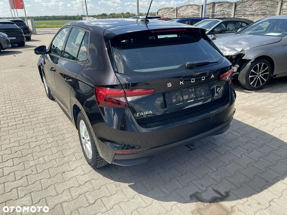 Skoda Fabia 1.0 TSI Drive - 6