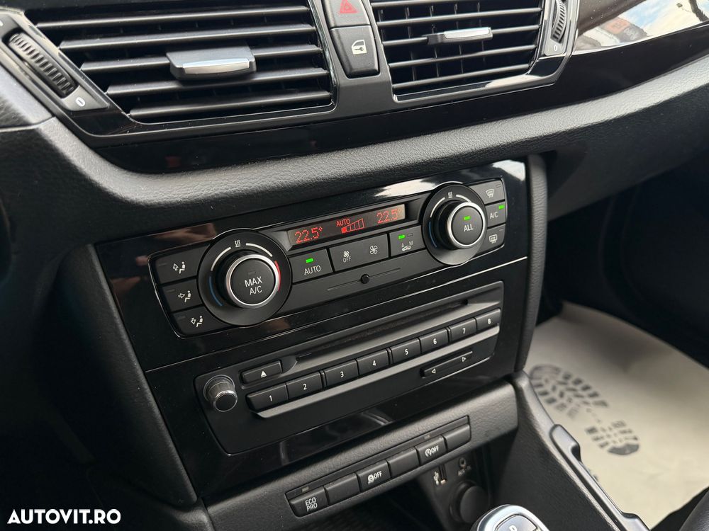 BMW X1 sDrive18d Aut. xLine - 17