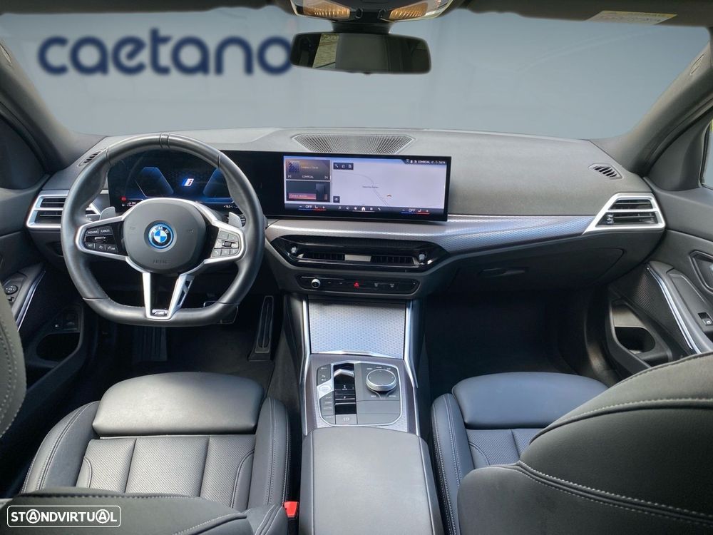 BMW 330 e Pack Desportivo M Auto - 5