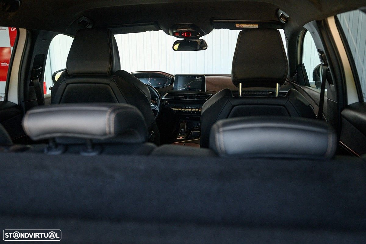 Peugeot 3008 1.2 PureTech GT Line EAT8 - 28