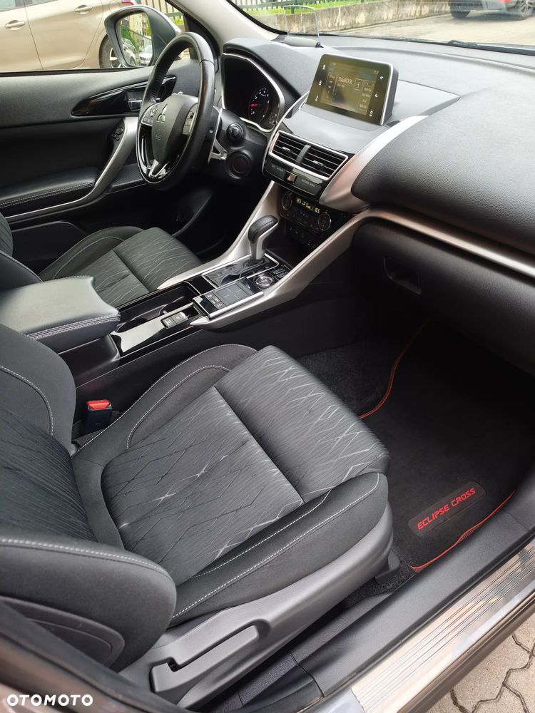 Mitsubishi Eclipse Cross 1.5 T GPF Intense Pro CVT 4WD - 12