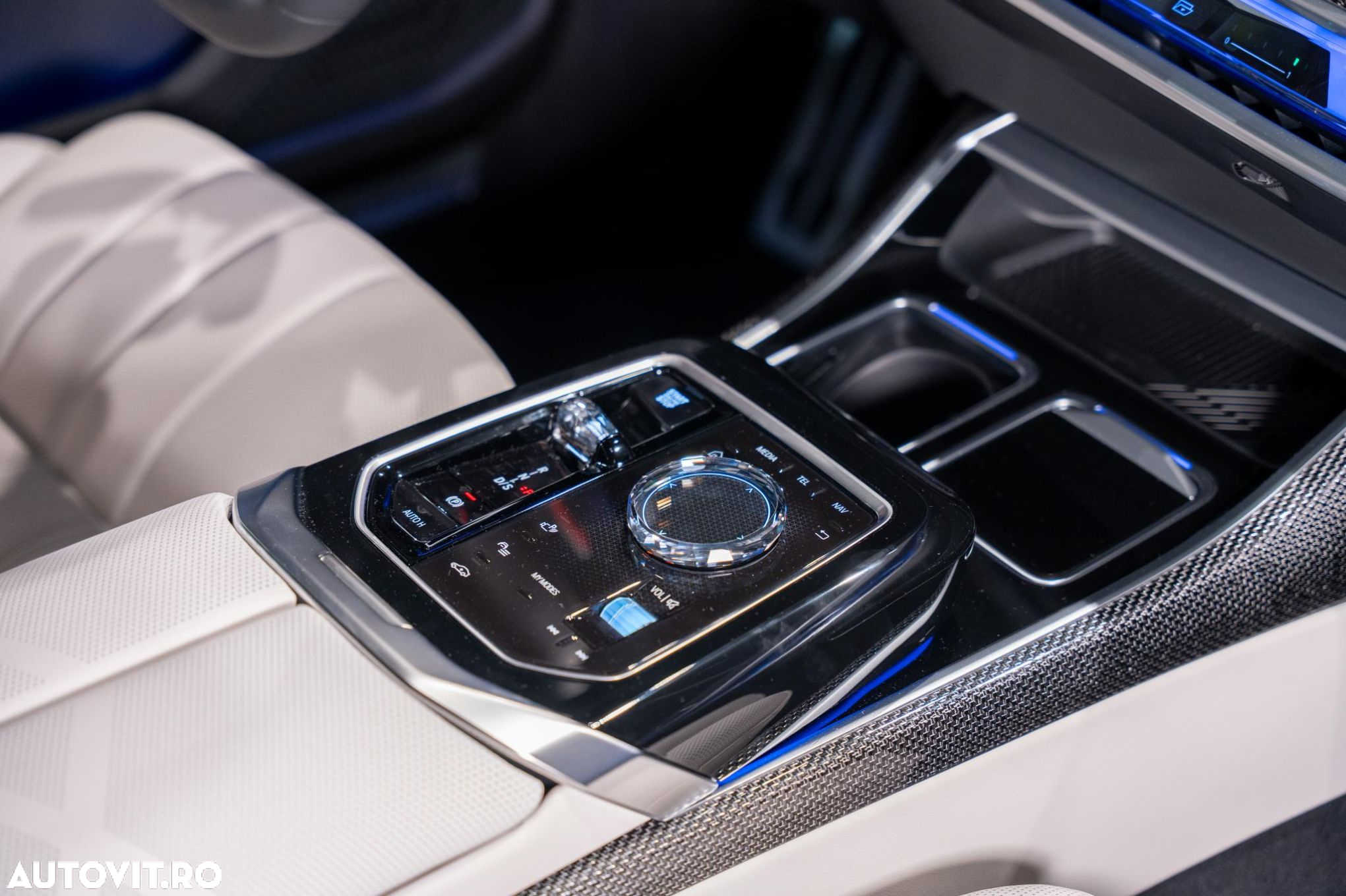 BMW M7 - 23