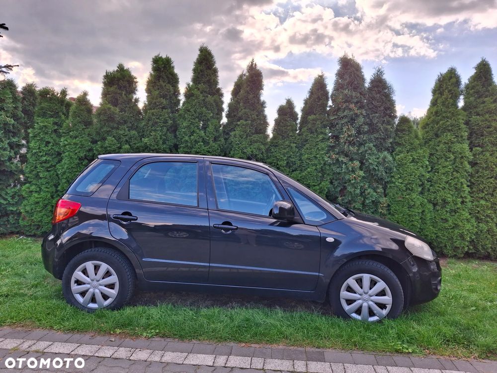 Suzuki SX4 1.5 Comfort - 4