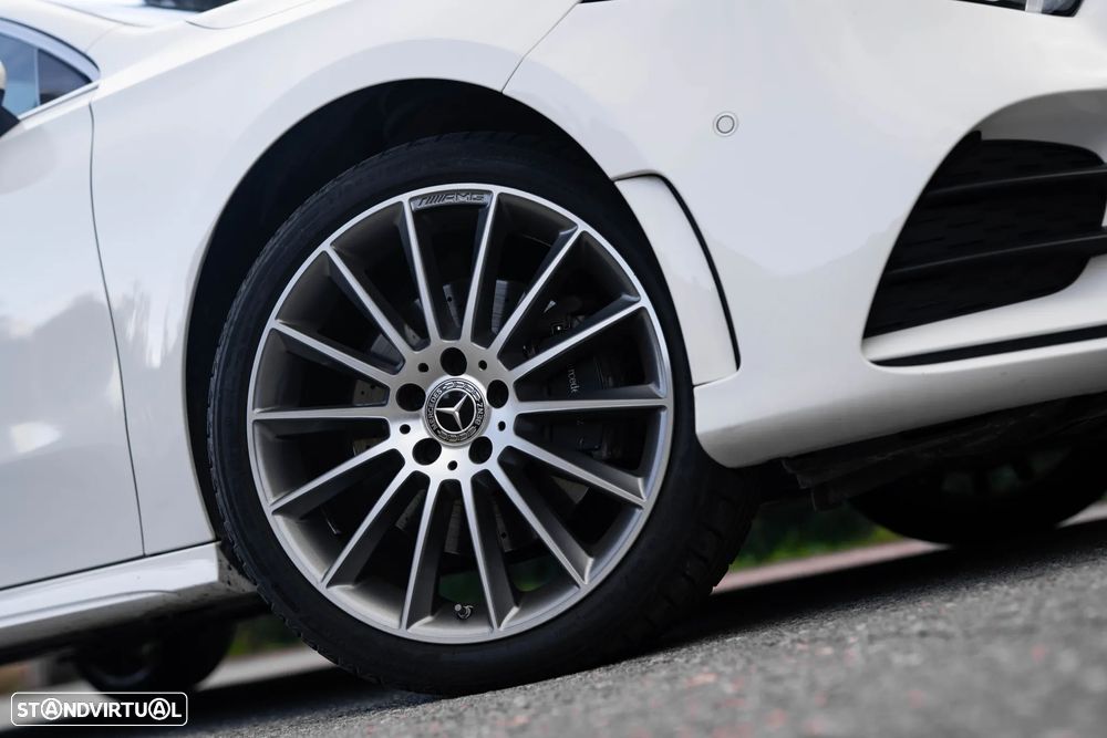 Mercedes-Benz A 250 e 8G-DCT AMG Line Advanced - 4