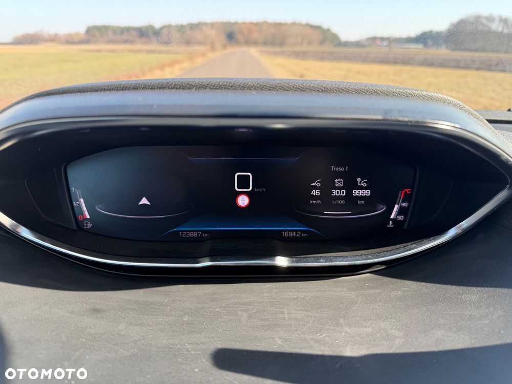 Peugeot 3008 1.2 PureTech Allure Pack S&S - 26