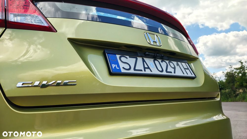 Honda Civic 1.8 i-VTEC Sport Black Edition - 14