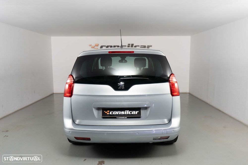 Peugeot 5008 - 5