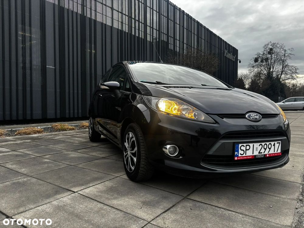 Ford Fiesta 1.25 Champions Edition - 1
