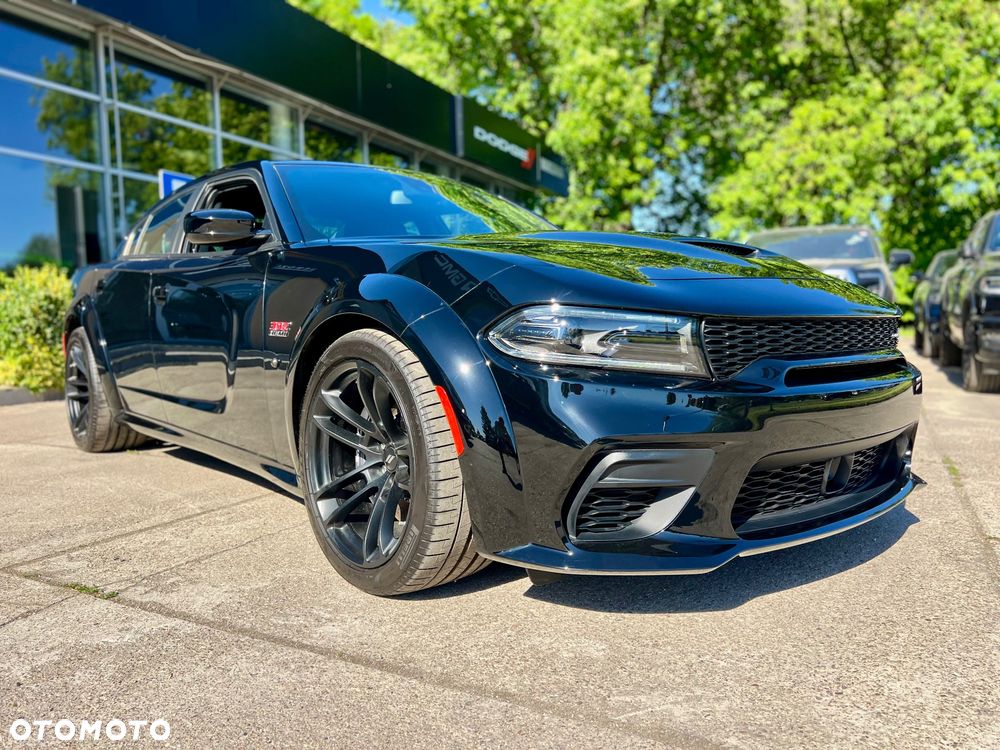 Dodge Charger 6.4 Scat Pack Widebody - 13