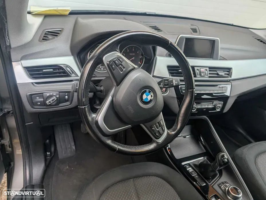 BMW X1 16 d sDrive Advantage - 4
