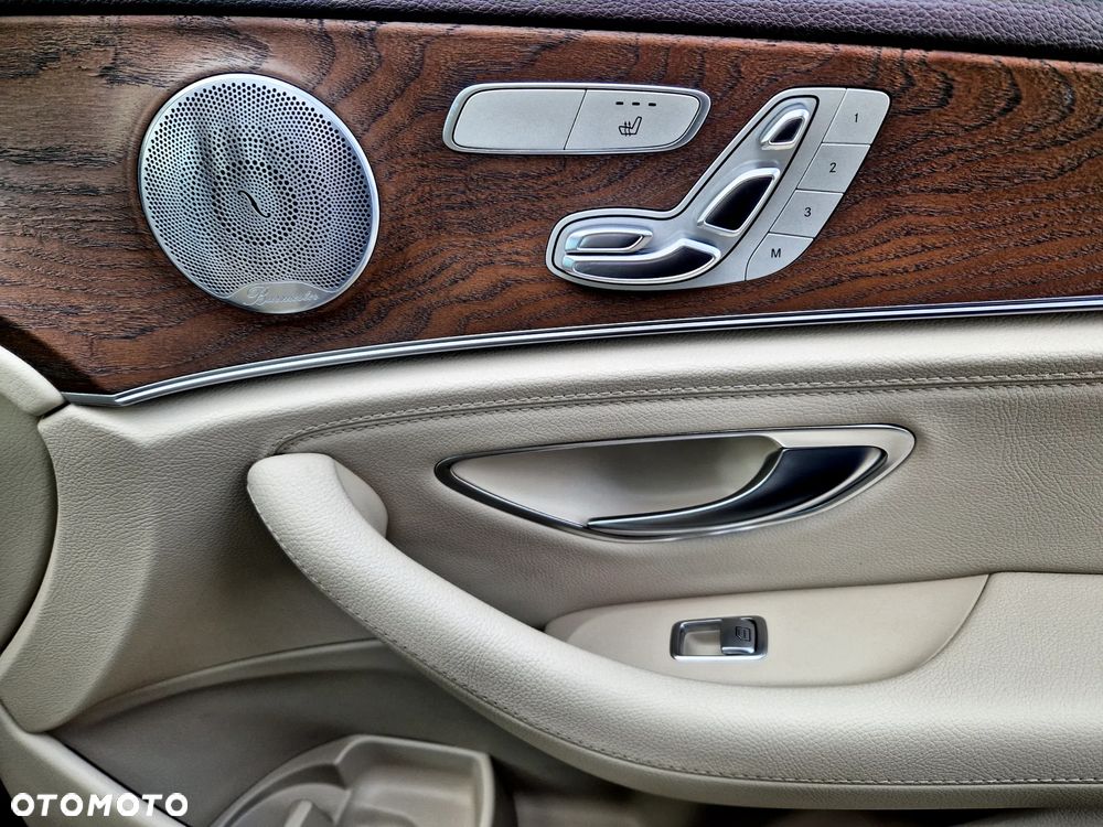Mercedes-Benz Klasa E 450 4Matic 9G-TRONIC Exclusive - 26
