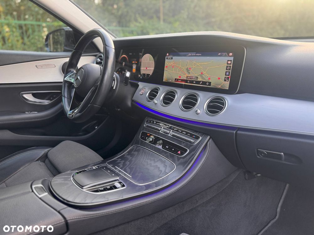 Mercedes-Benz Klasa E 220 d 9G-TRONIC Avantgarde - 34