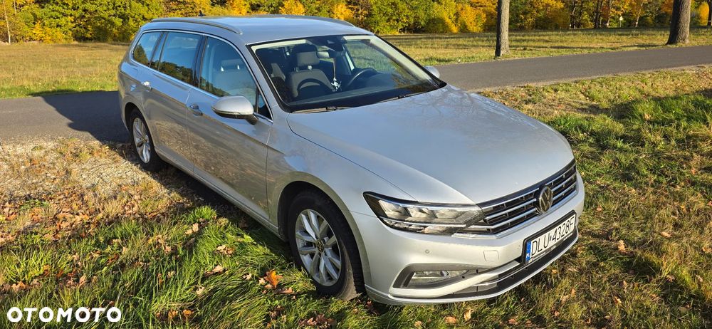 Volkswagen Passat Variant 2022 photo 2