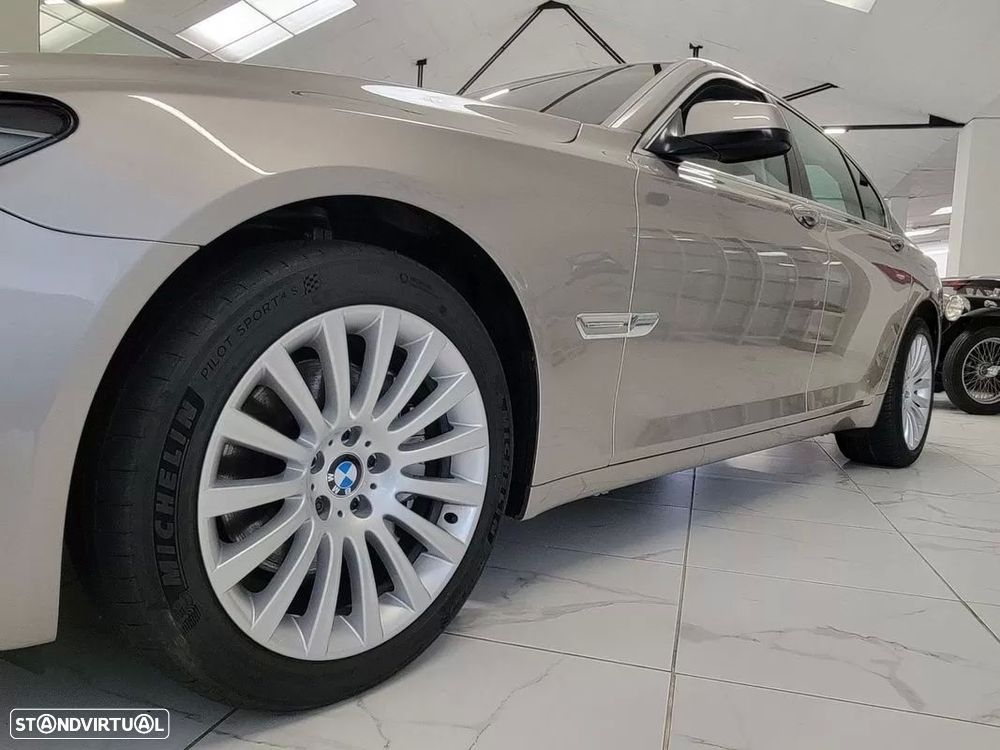 BMW 730 d - 17