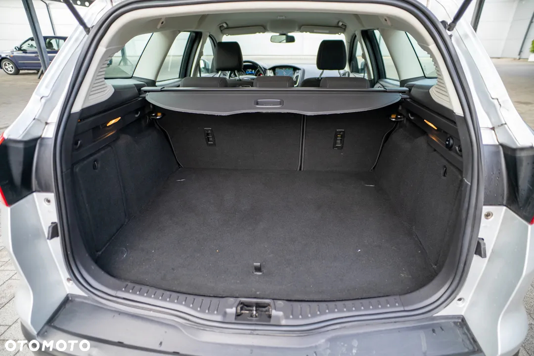 Ford Focus Turnier 1.5 EcoBoost Start-Stopp-System ACTIVE - 32