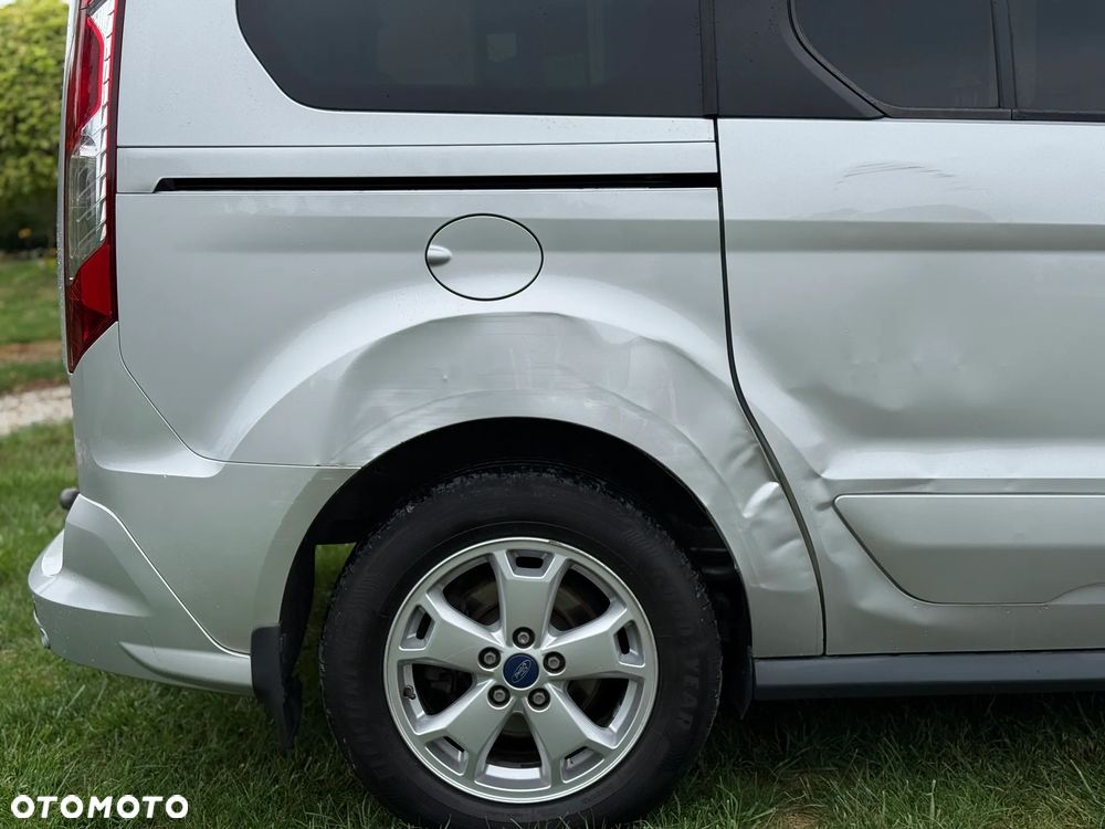 Ford Tourneo Connect 1.5 TDCi Titanium - 32