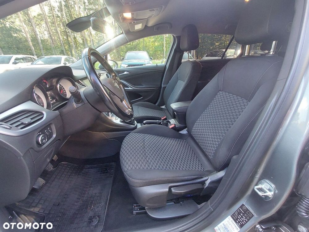 Opel Astra - 11