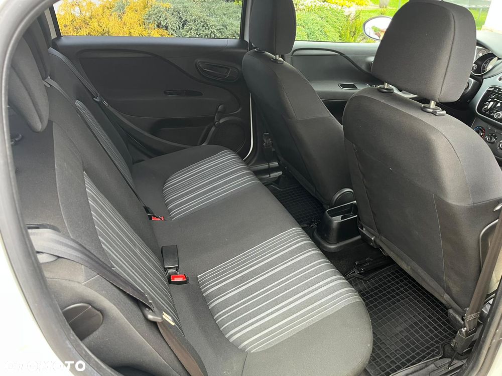 Fiat Punto Evo 1.2 8V Active - 11