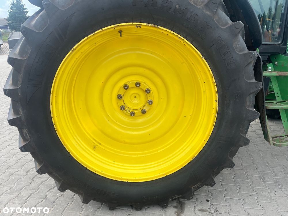 John Deere 6920S - 19