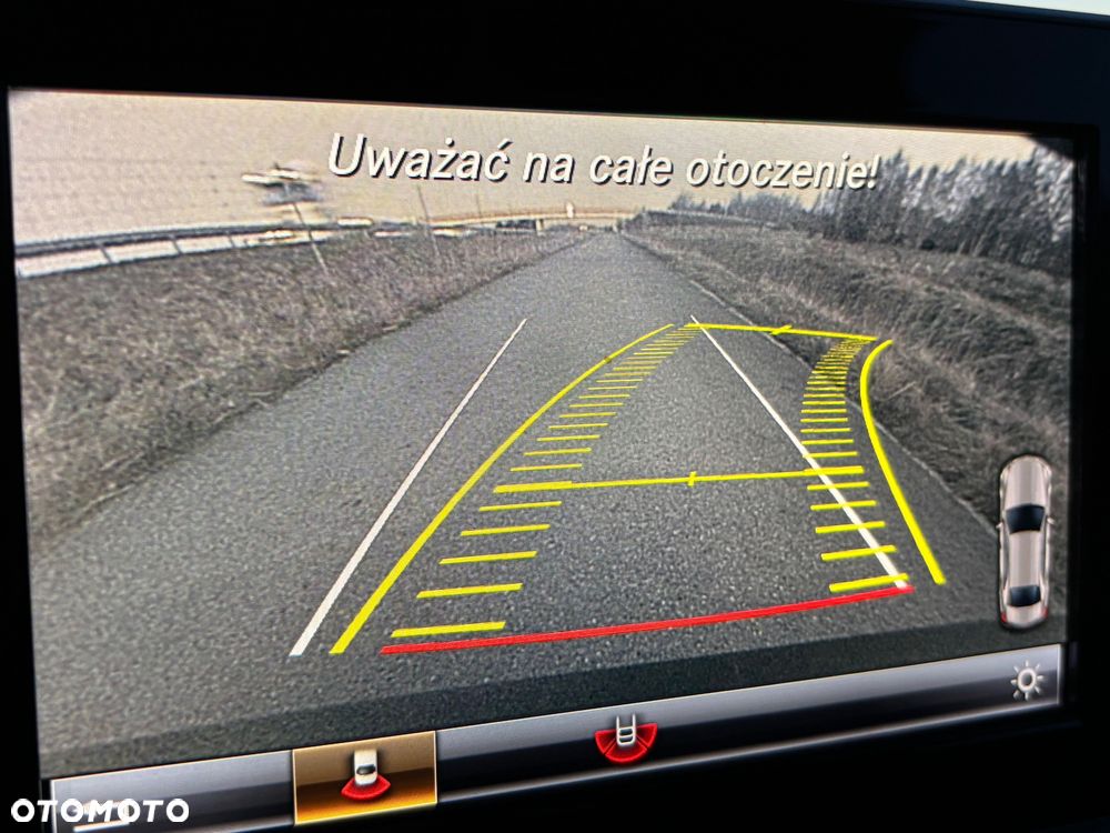 Mercedes-Benz Klasa C 200 4-Matic 9G-TRONIC - 17