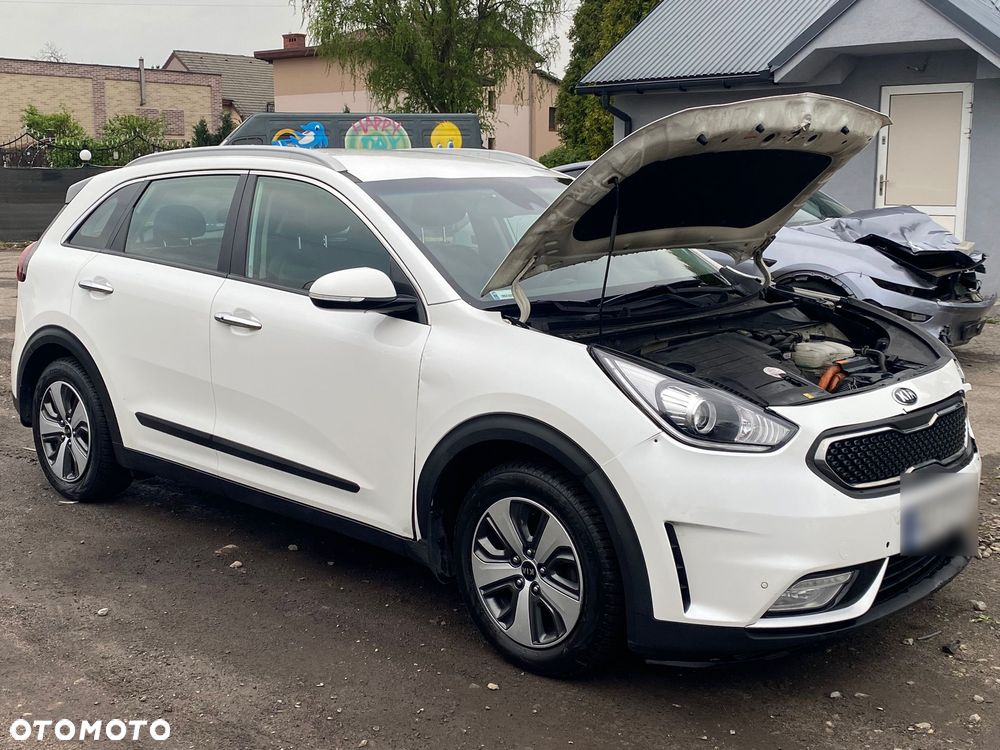 Kia Niro 1.6 GDI Hybrid L - 10