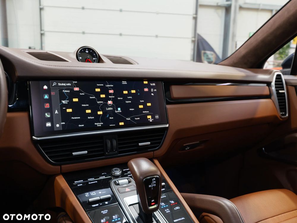 Porsche Cayenne E-Hybrid Platinum Edition - 23