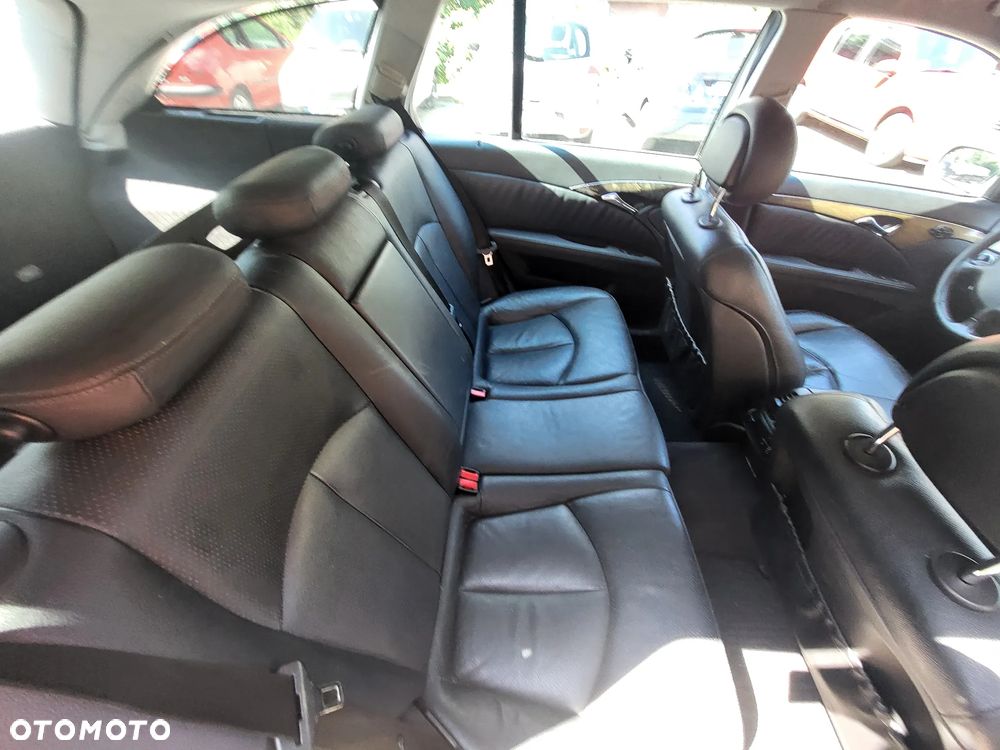 Mercedes-Benz Klasa E 320 CDI T Avantgarde - 20