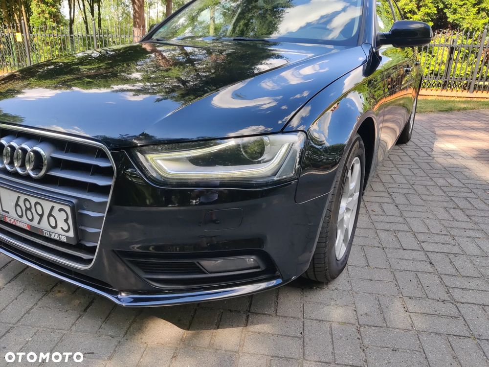 Audi A4 Avant - 10