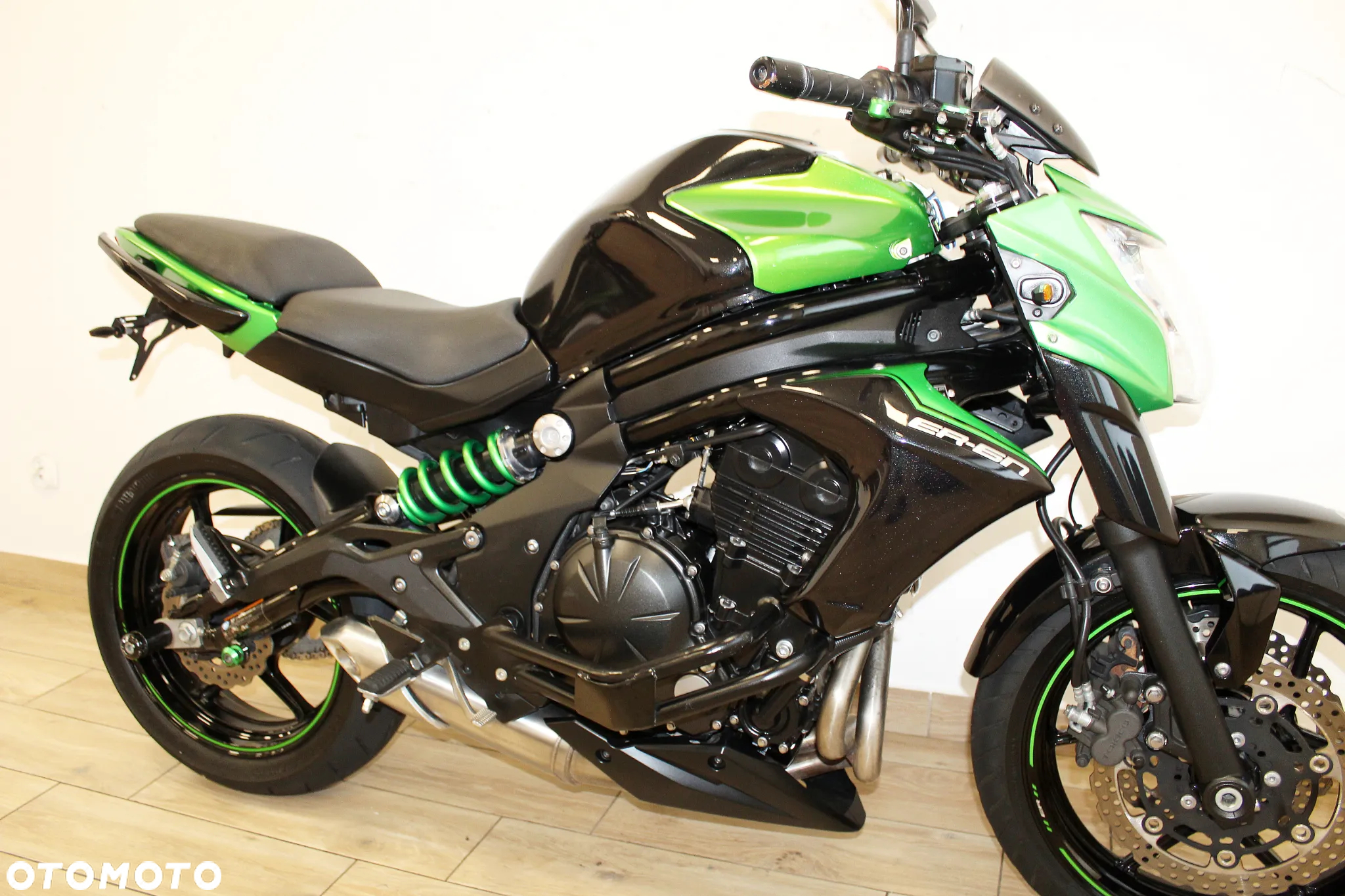Kawasaki ER - 7