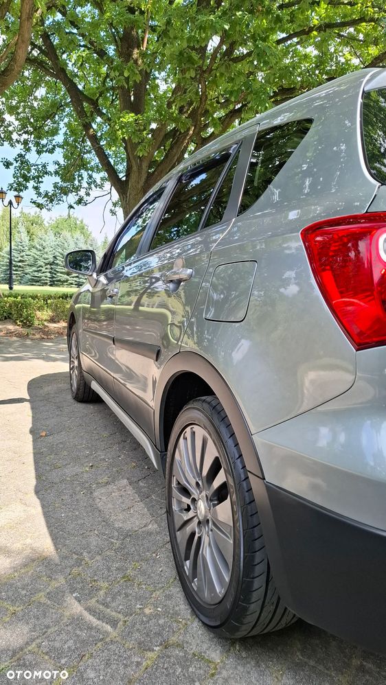 Suzuki SX4 S-Cross 1.6 Premium Plus 4WD CVT - 17