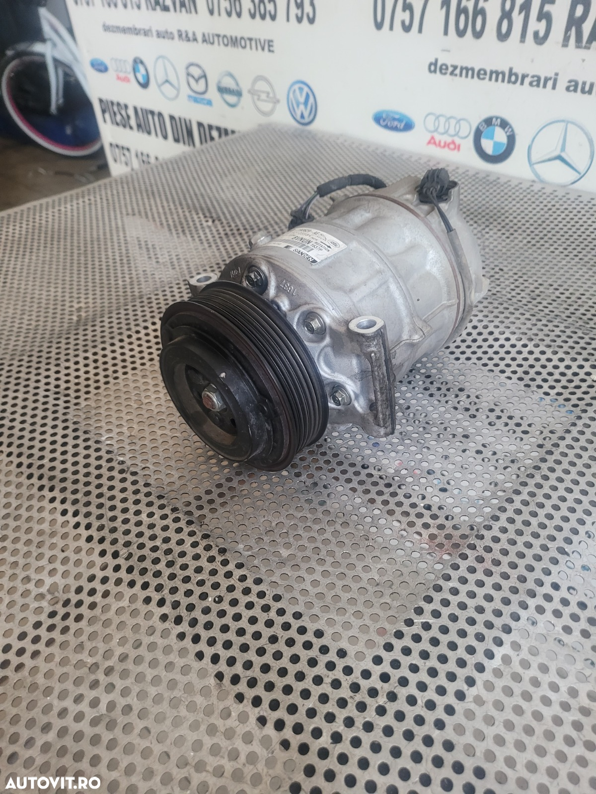 Compresor Clima AC Aer Conditionat Land Rover Range Rover Sport L494 Vogue Discovery 5 3.0 Diesel S - 4