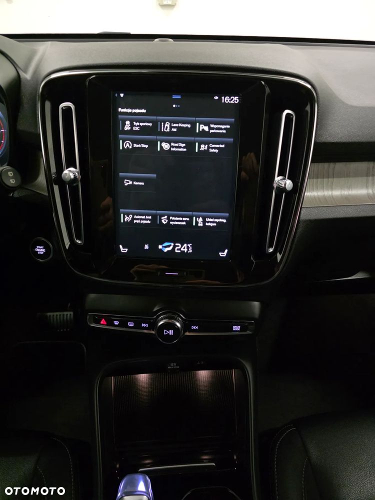 Volvo XC 40 D3 SCR Inscription - 12