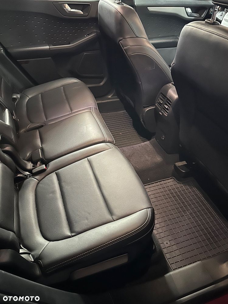 Ford Escape 2.0 EcoBoost AWD Titanium - 14