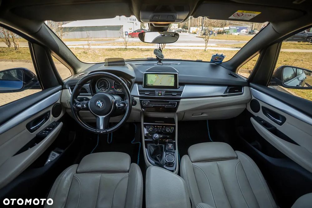 BMW Seria 2 218d M Sport - 36