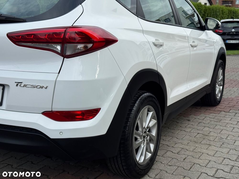 Hyundai Tucson 1.6 GDI BlueDrive Style 2WD - 37