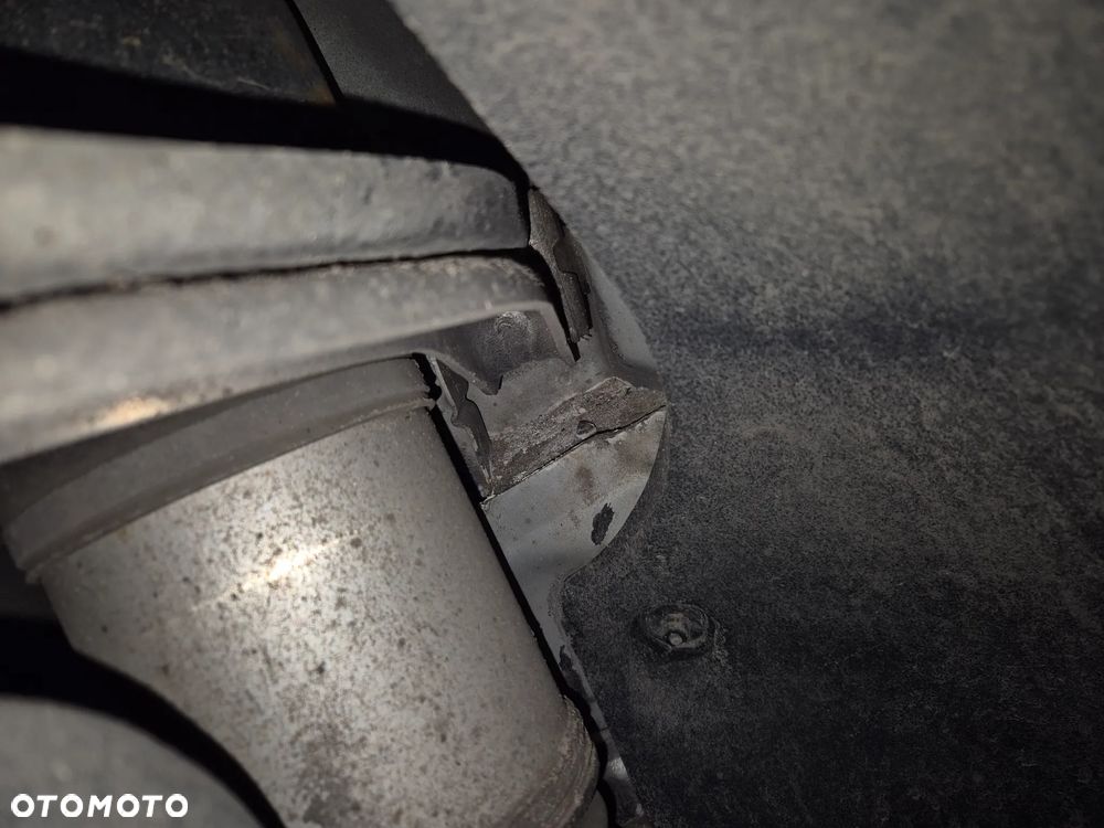 Mercedes-Benz CLS 500 - 13