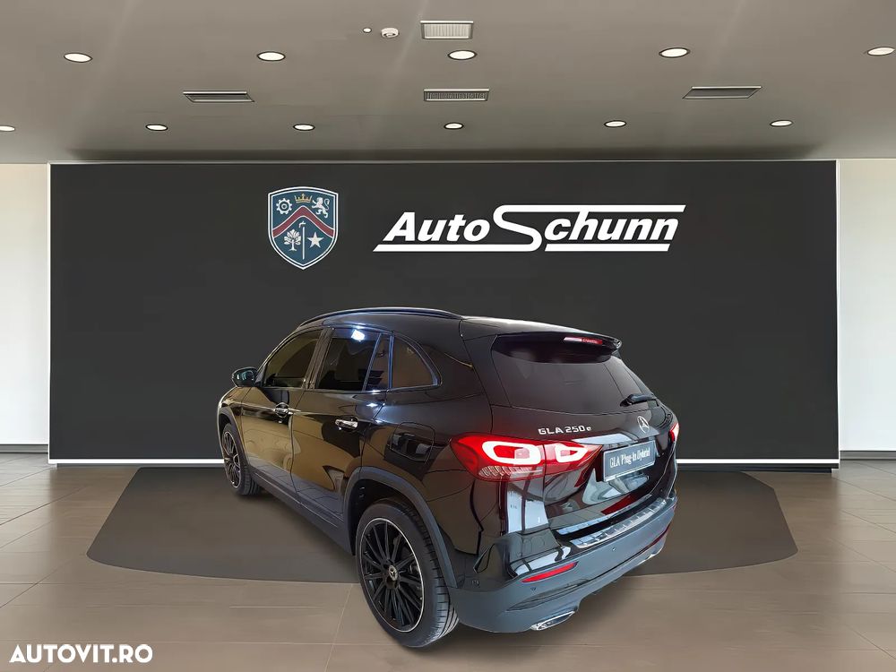 Mercedes-Benz GLA - 7
