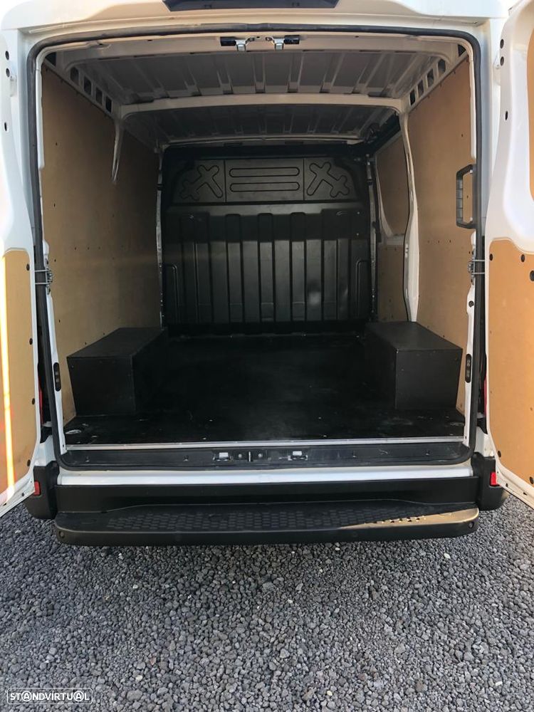 Iveco Daily 2.3 35S16D com IVA - 12
